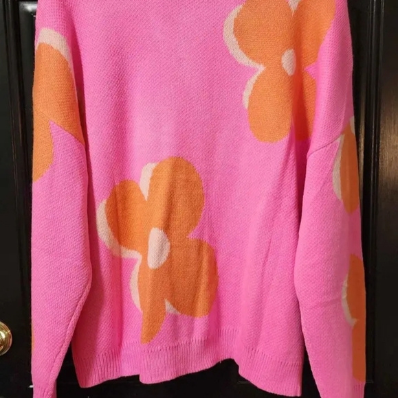 Sweater - Picture 2 of 3